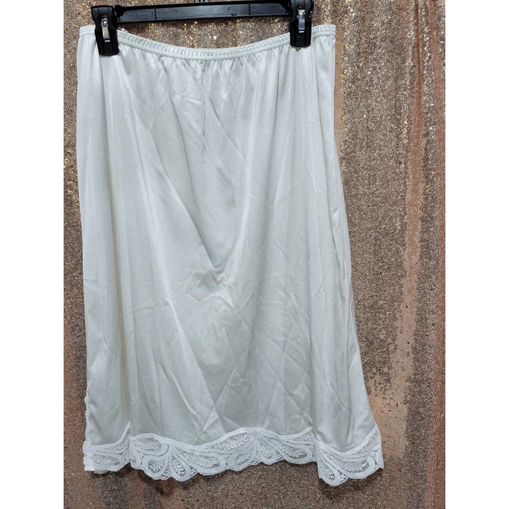 Vanity Fair Cream and White Lace Nylon Slip Size Large.